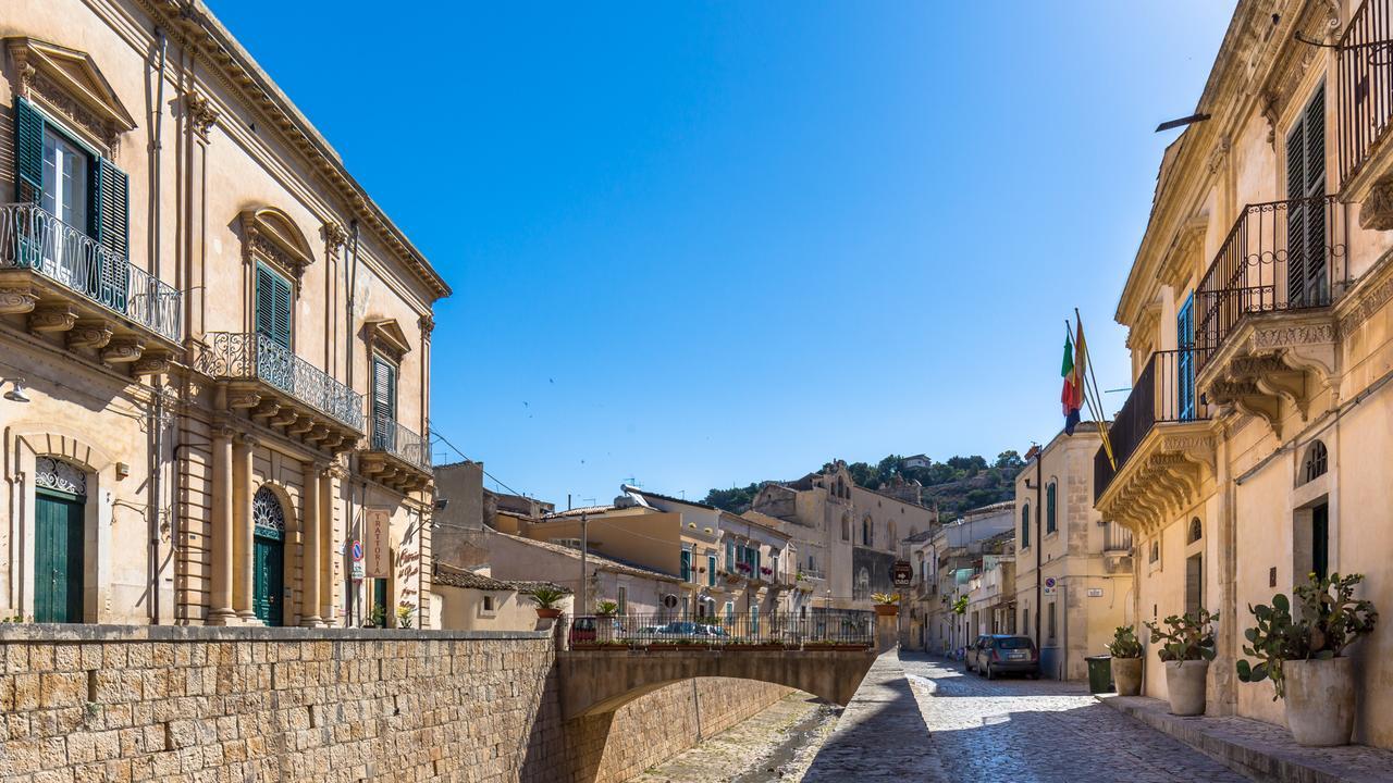 Palazzo Favacchio - Patane Hotel Scicli Exterior photo